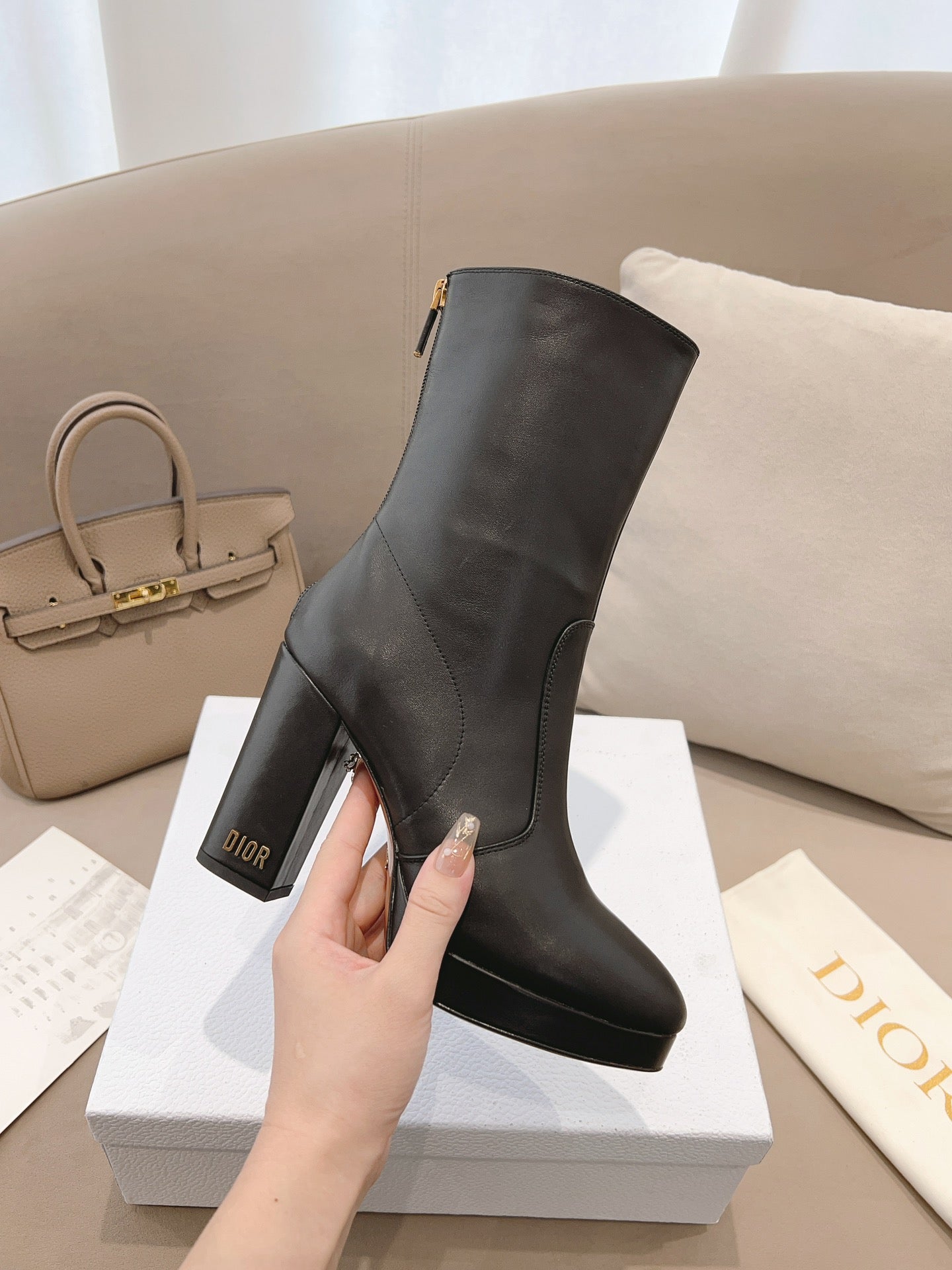 VBS D RISE ANKLE BOOTS BLACK