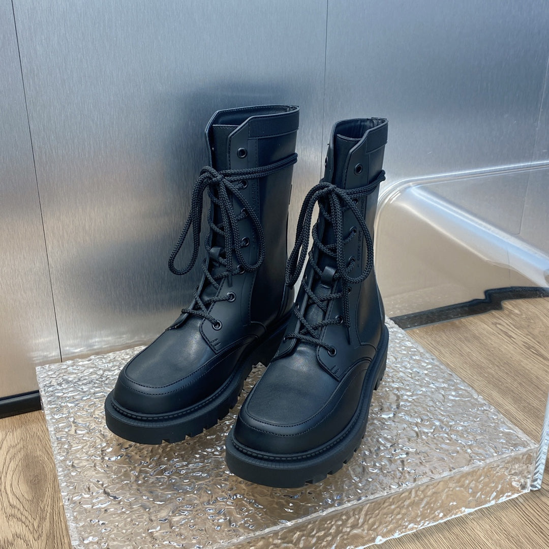 VBS D TRAP ANKLE BOOT BLACK