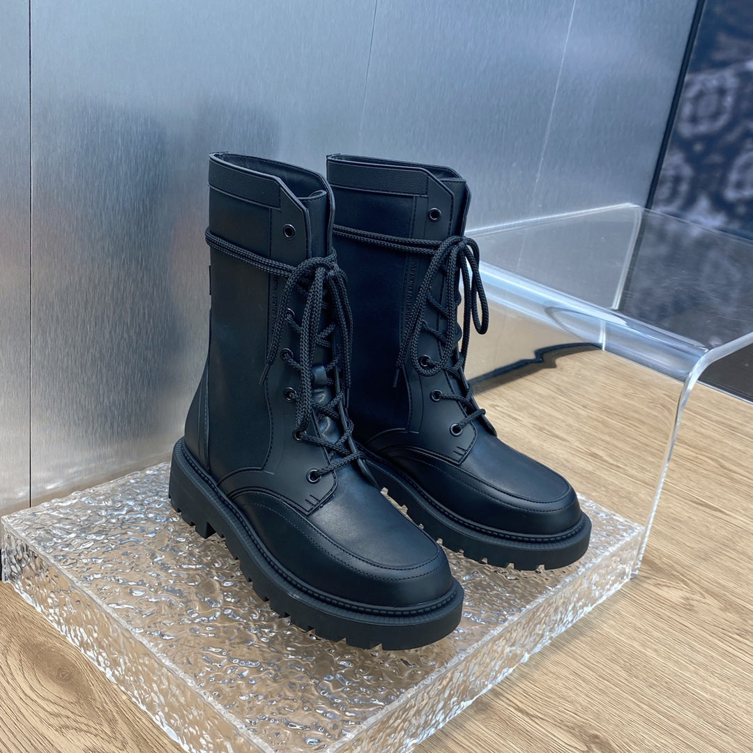 VBS D TRAP ANKLE BOOT BLACK