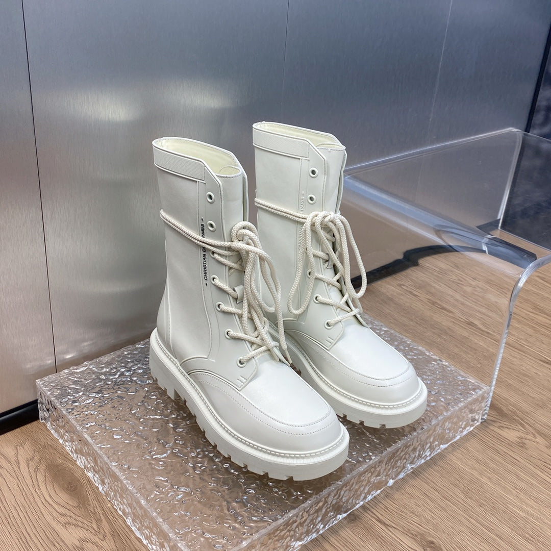 VBS D TRAP ANKLE BOOT WHITE