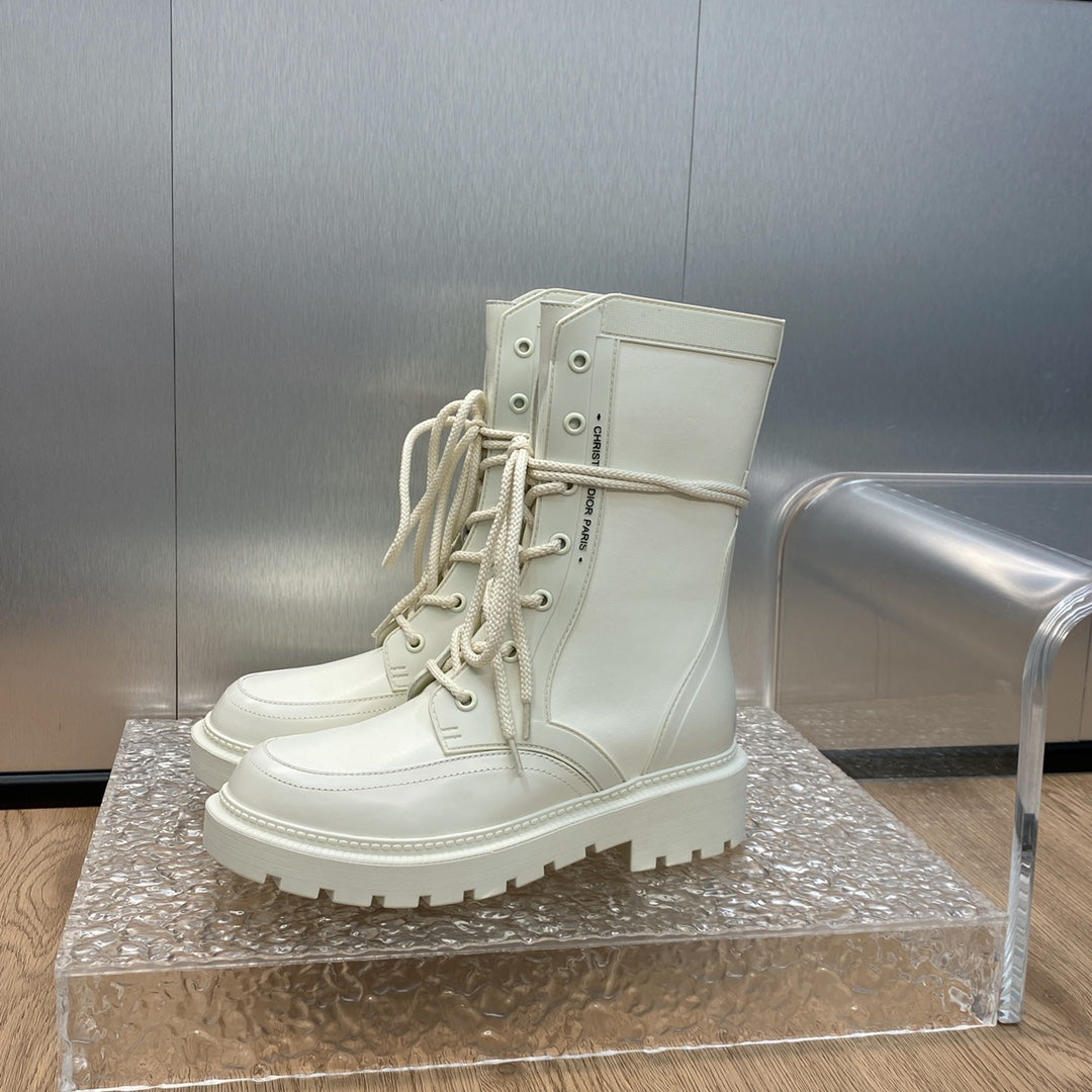 VBS D TRAP ANKLE BOOT WHITE