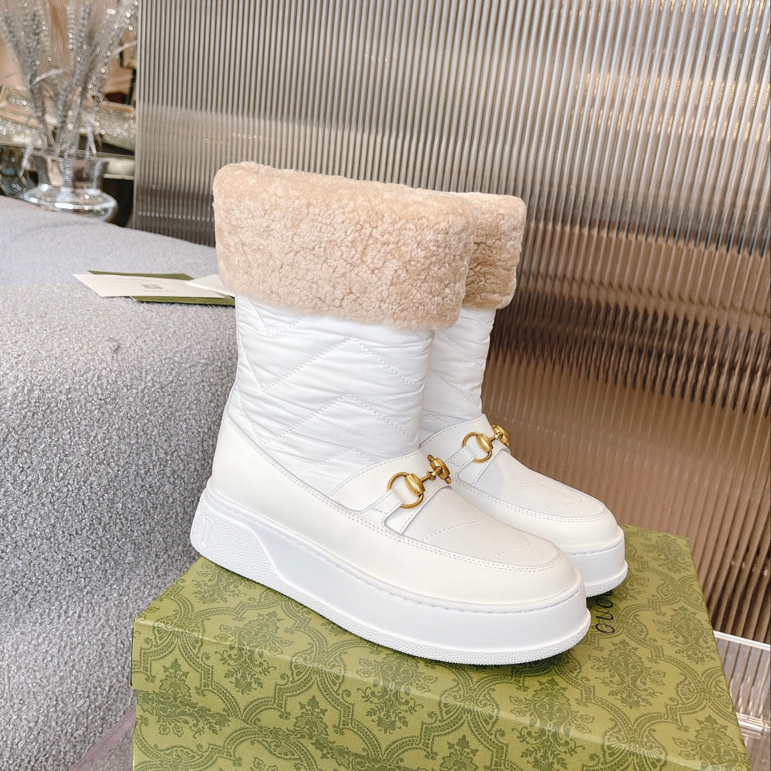 GG HORSEBIT CHEVRON QUILTED BOOTS WHITE