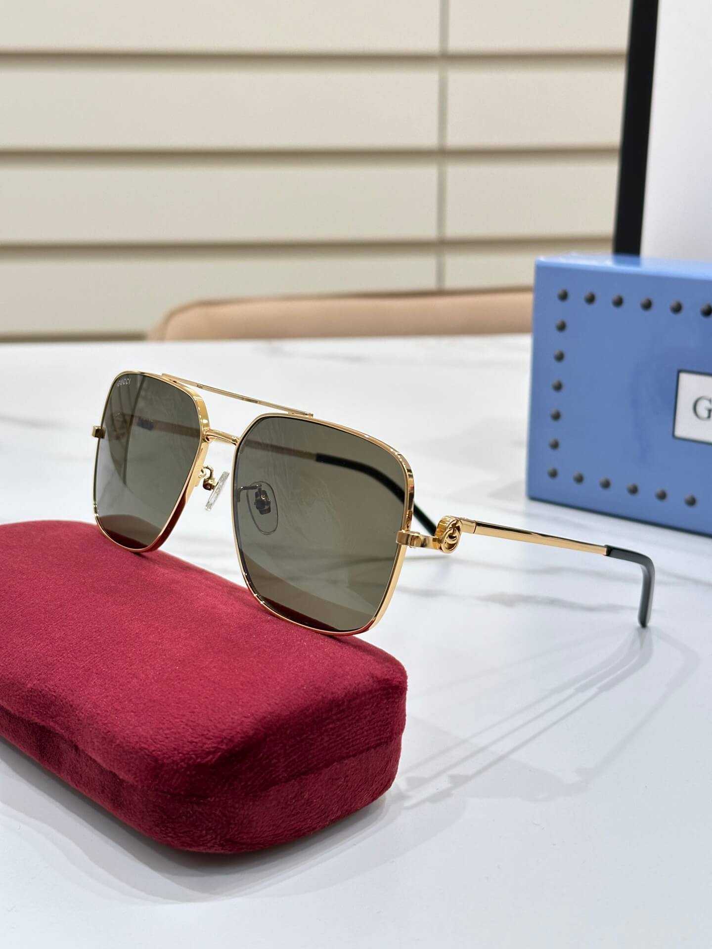 VBS Pilot Urban Web Block Aviator Sunglasses VBS1605S