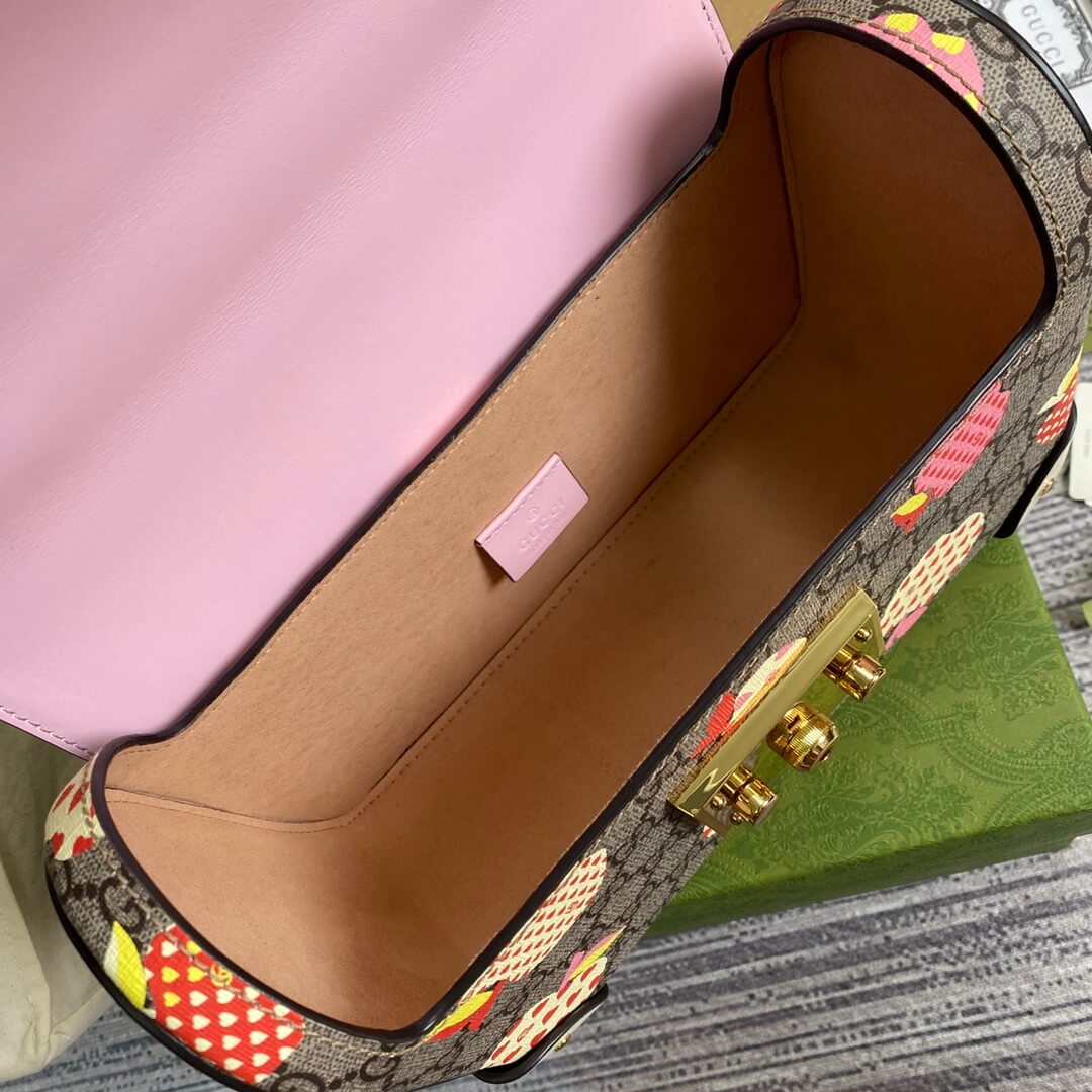 VBS 603221 Handbag shoulder bag cross body bags pink Padlock calfskin