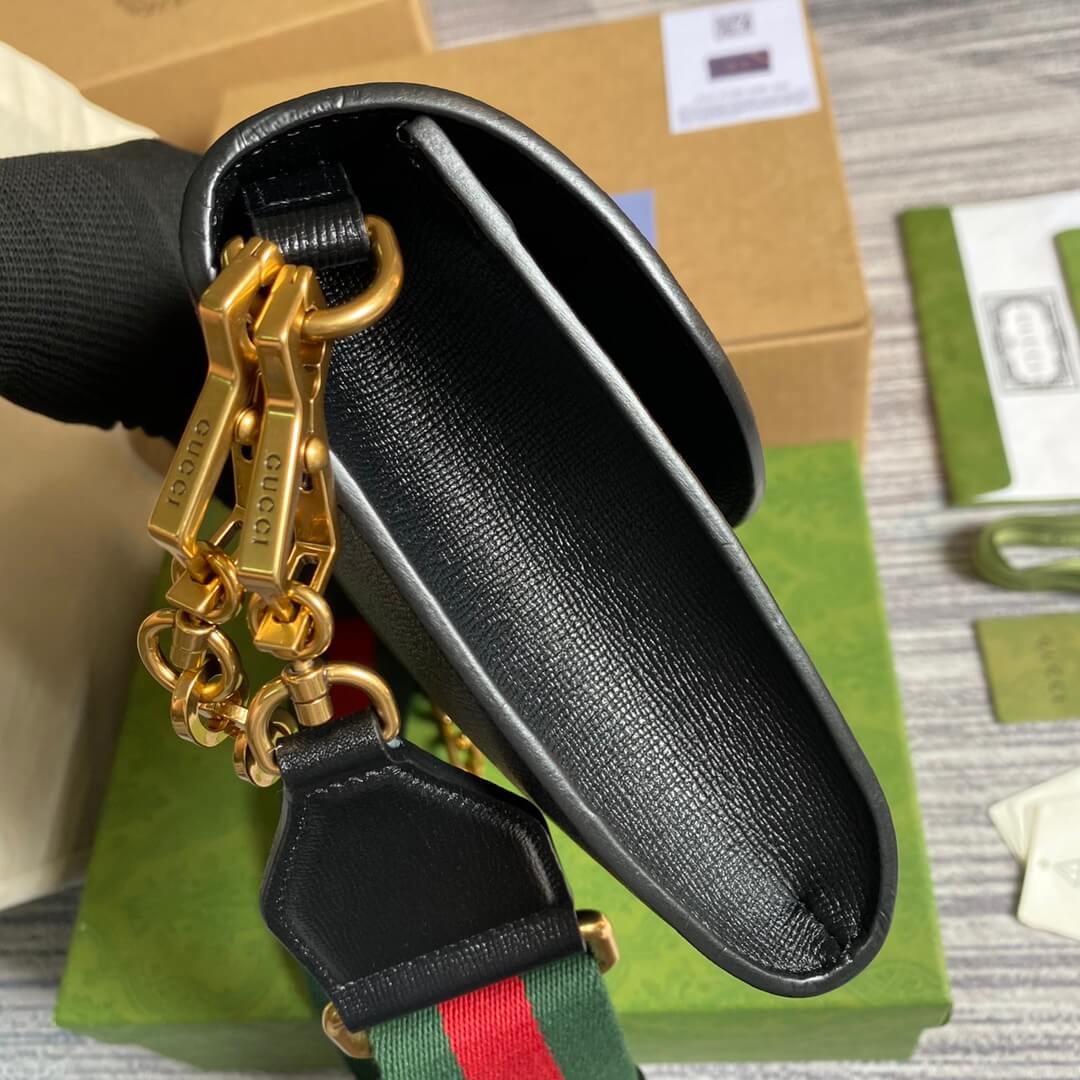 VBS Horsebit Envelope chain sling bag black