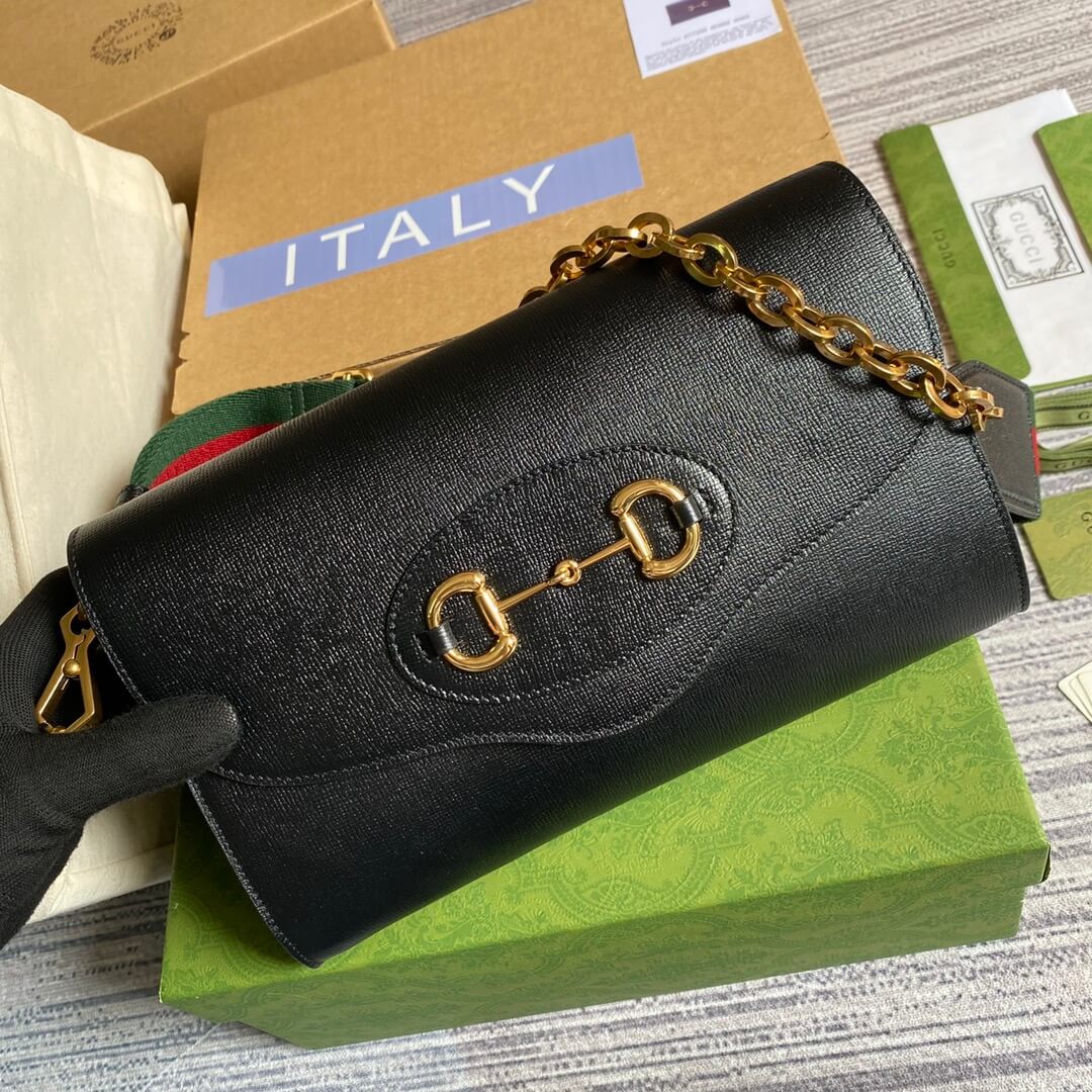 VBS Horsebit Envelope chain sling bag black