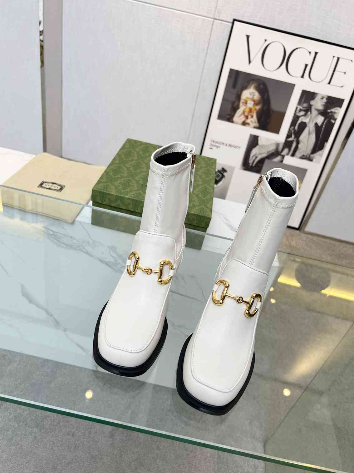 GG HORSEBIT PLAQUE ANKLE BOOTS OFF WHITE