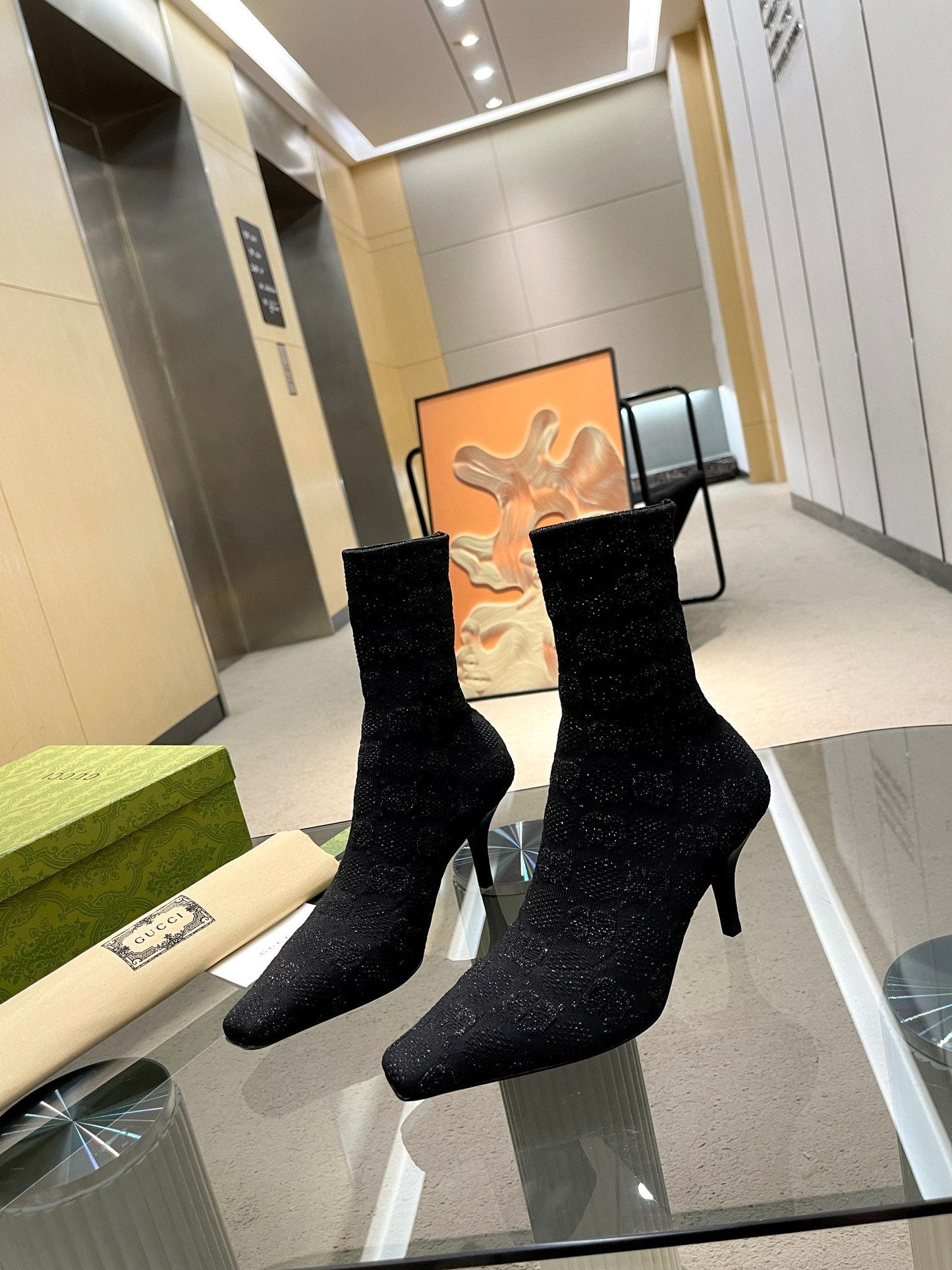 GG WOMEN'S GG KNIT ANKLE BOOTS BLACK 718378 FACFM 8720