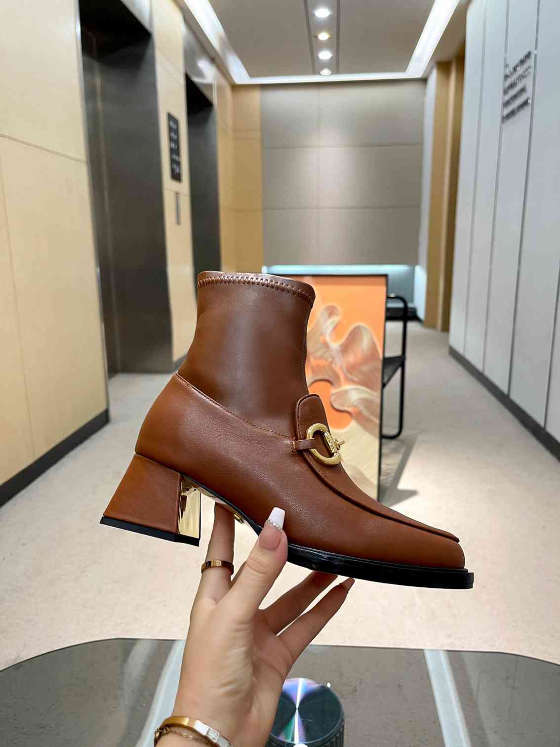 VBS HORSEBIT PLAQUE ANKLE BOOTS BROWN 719830 1DO50 2347