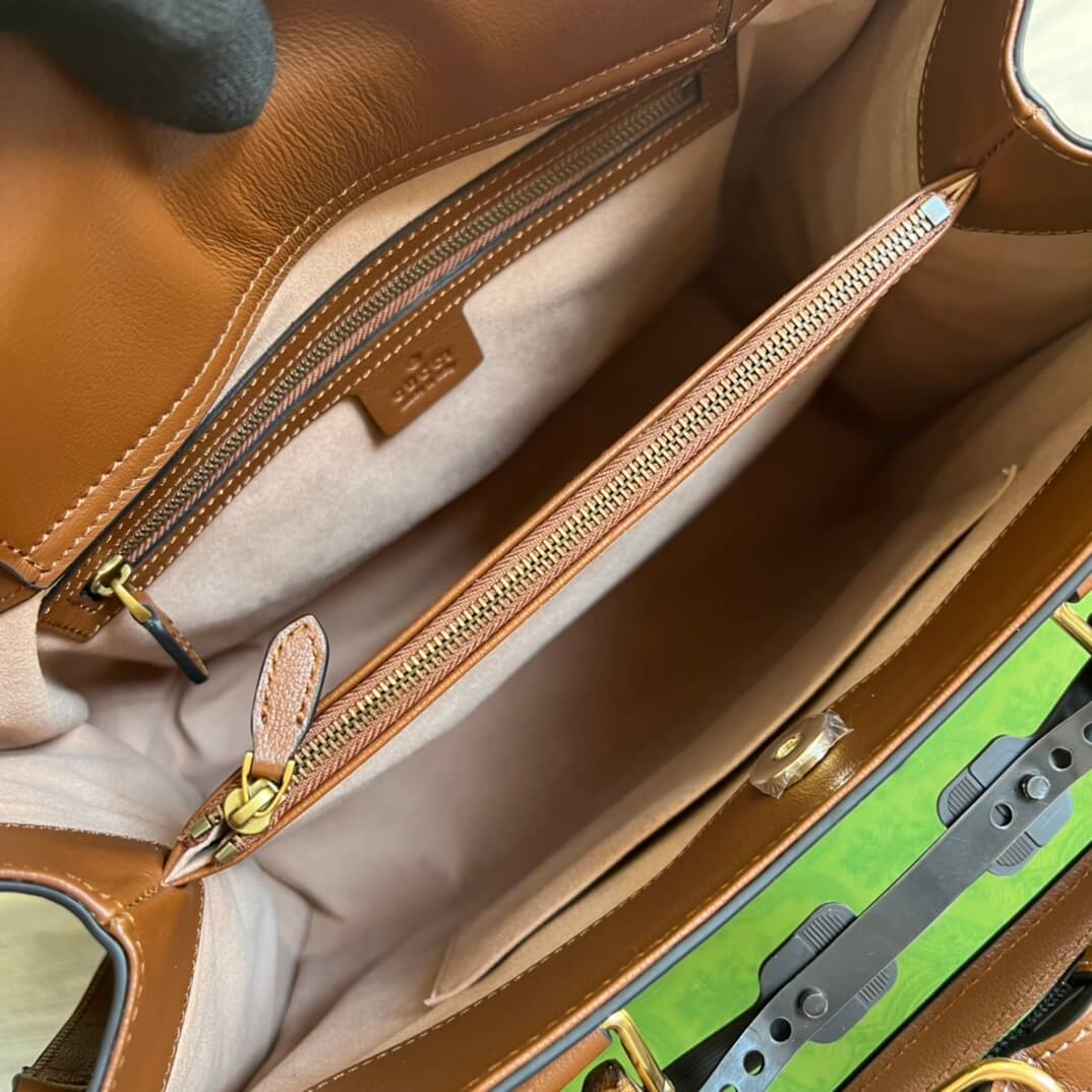 VBS DIANA Bamboo joint tote handbag cowhide brown Embossing 655659