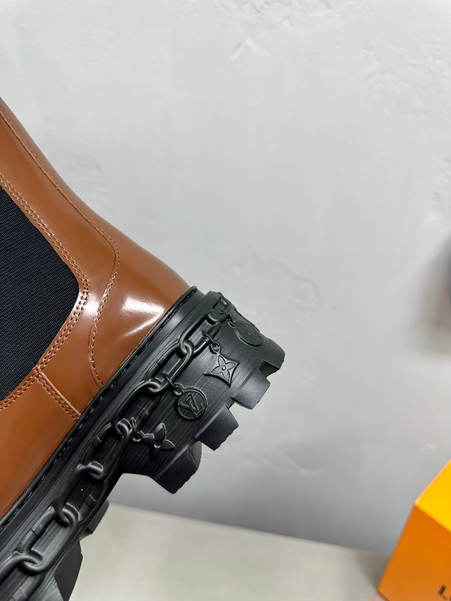 nmb nmb RECORD CHELSEA BOOT BROWN