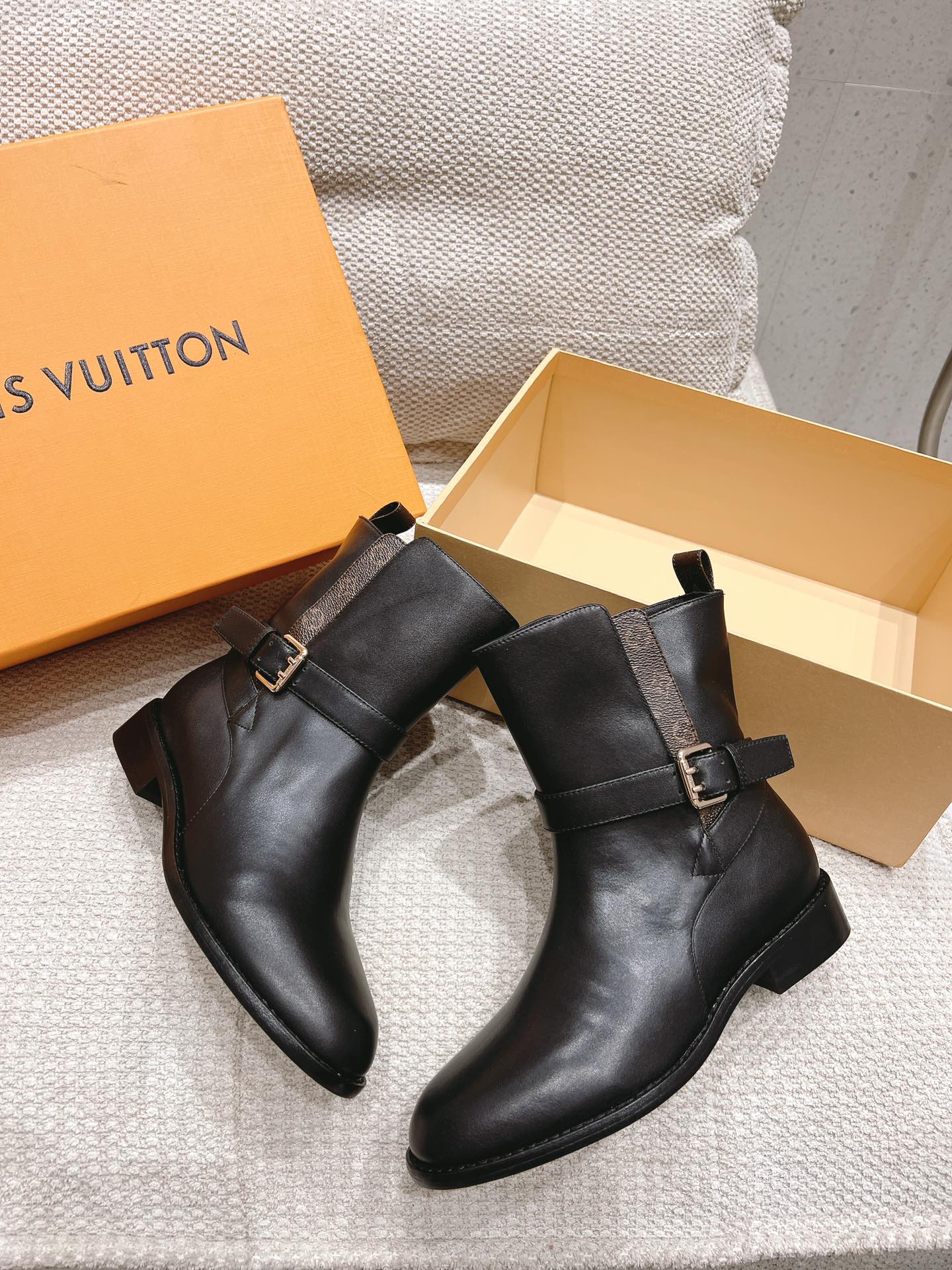 nmb BOOTSY ANKLE BOOT BLACK 1ABUB4