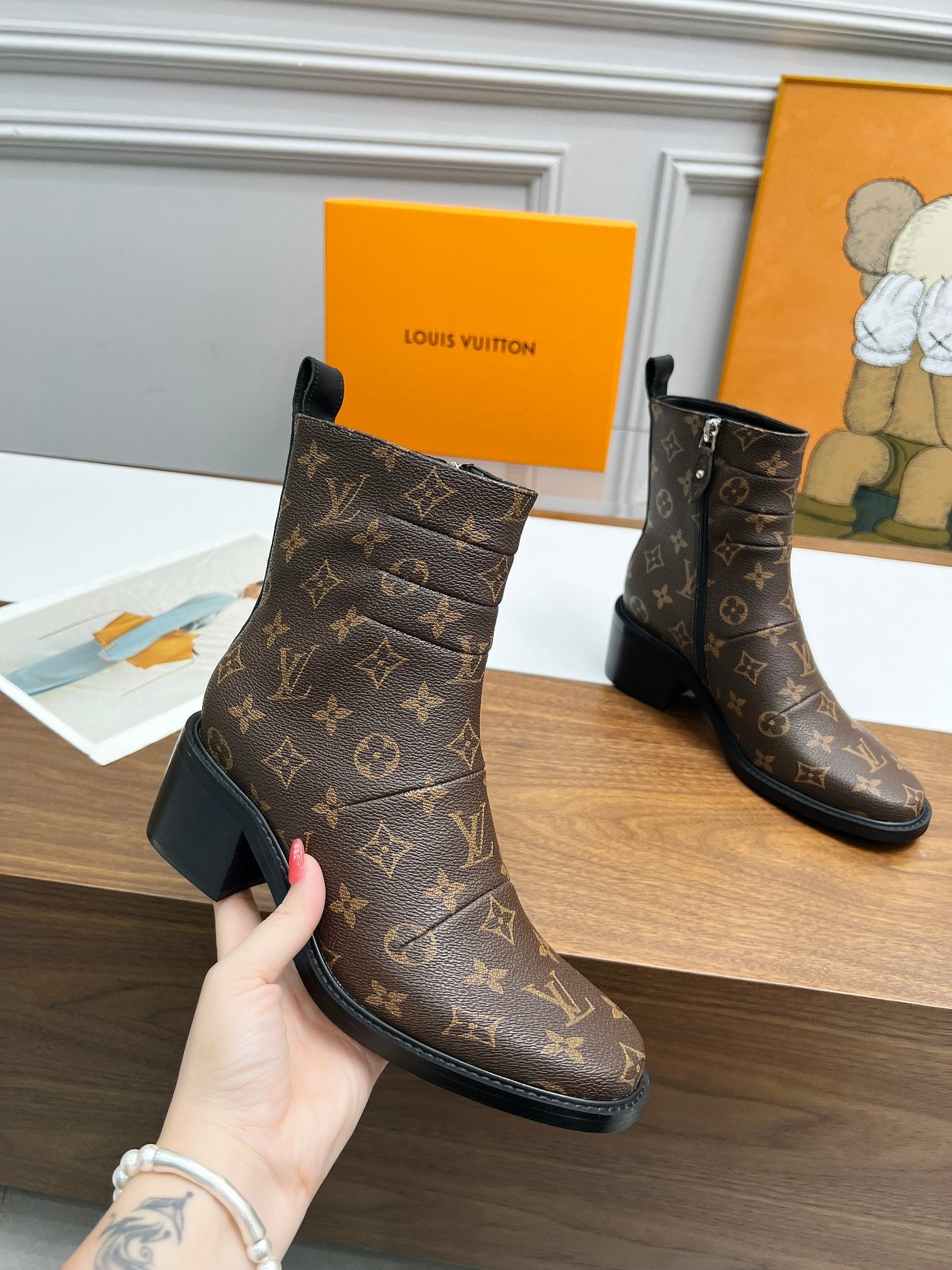 nmb JAZZ BOOTS MONOGRAM EBENE BROWN 1ADBKP