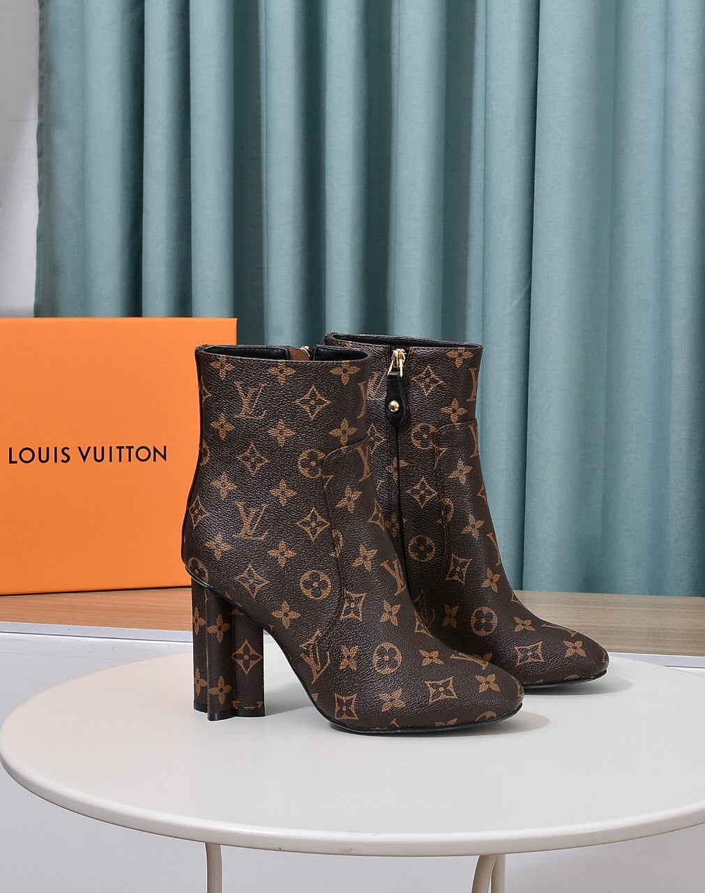 nmb SILHOUETTE ANKLE BOOT MONOGRAM BROWN