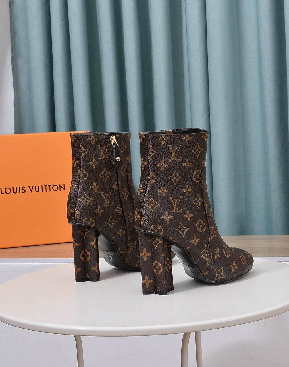 nmb SILHOUETTE ANKLE BOOT MONOGRAM BROWN