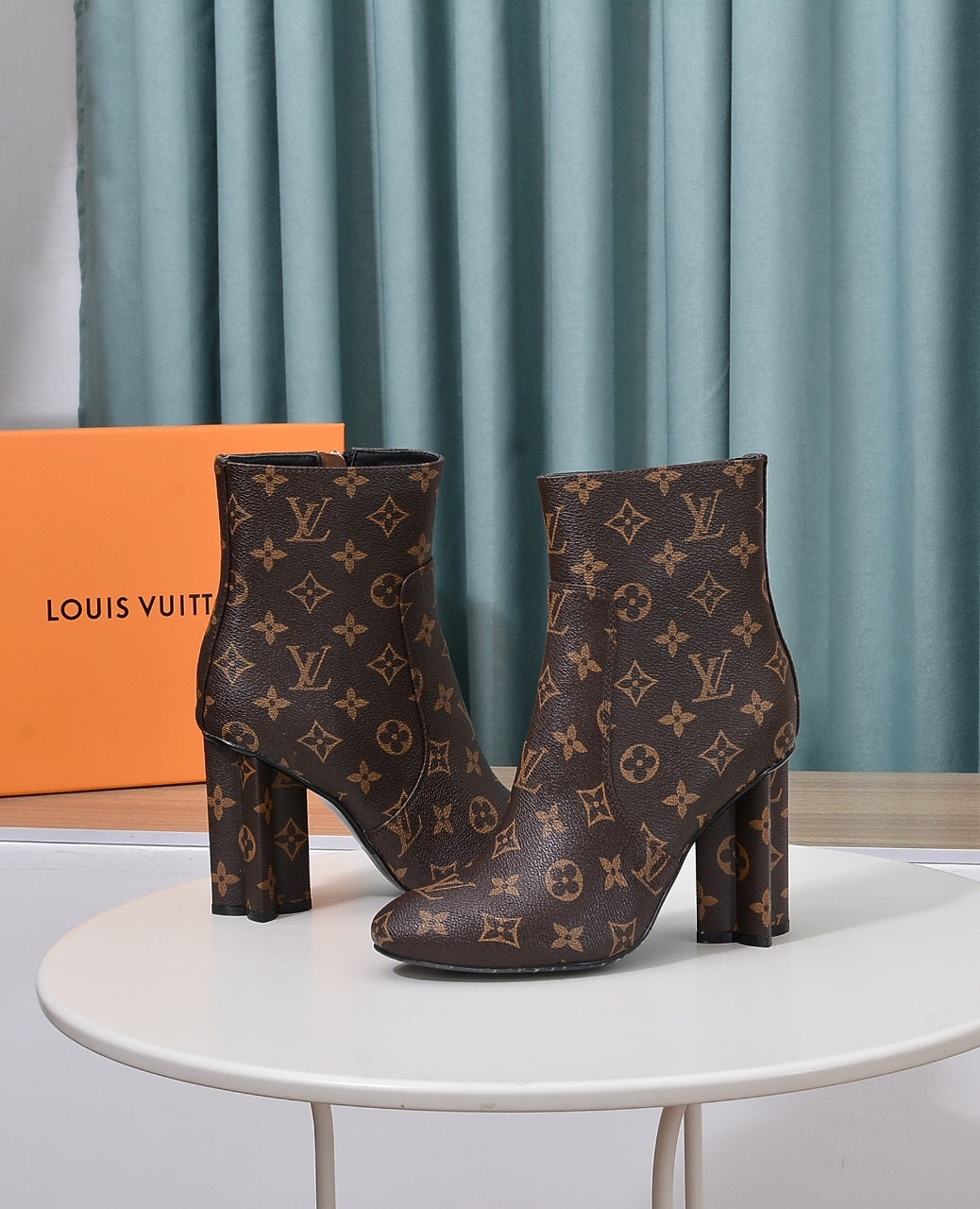 nmb SILHOUETTE ANKLE BOOT MONOGRAM BROWN