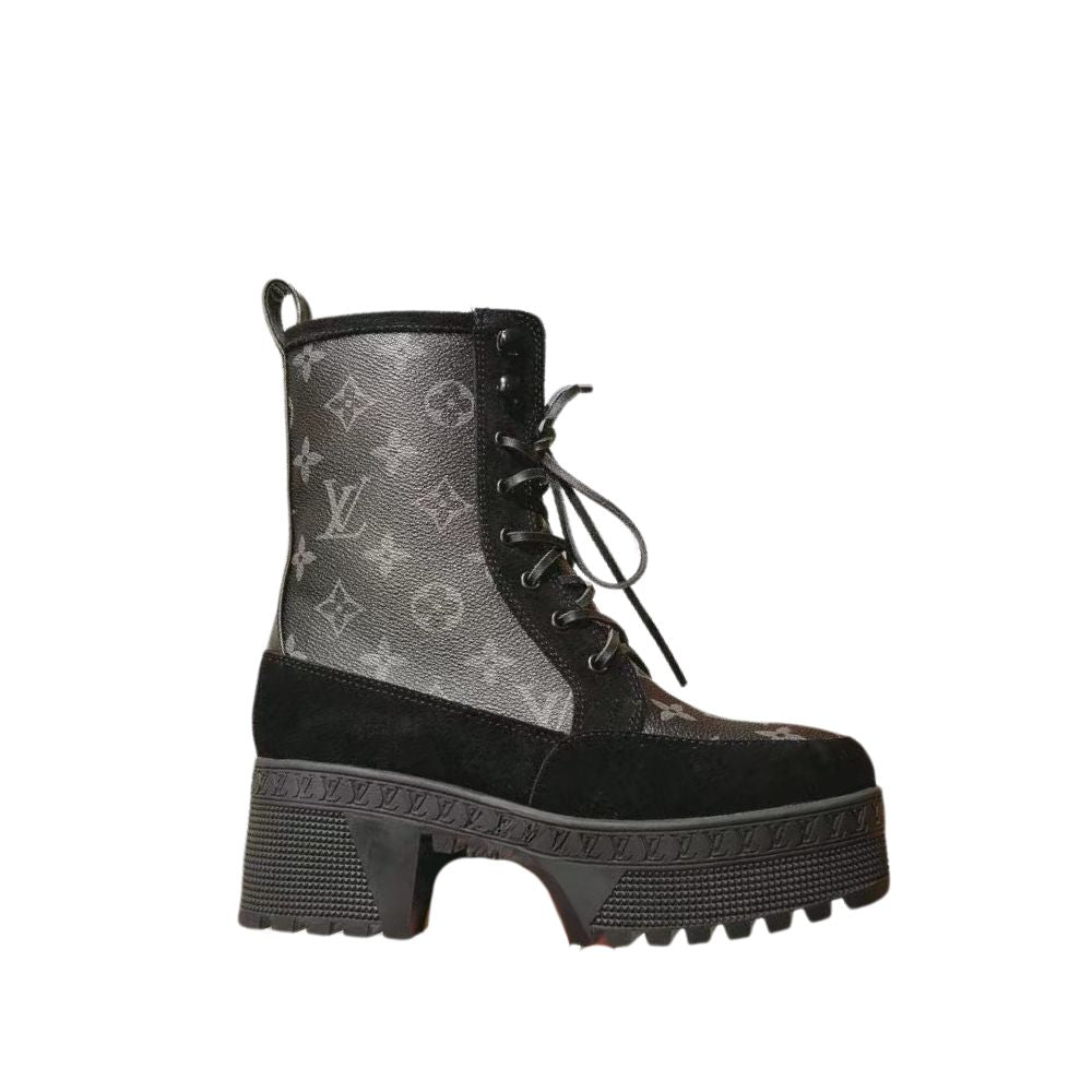 nmb LAUREATE PLATFORM DESERT BOOT BLACK