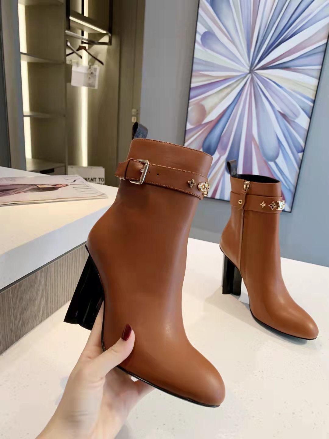 nmb ANKLE BOOT BROWN