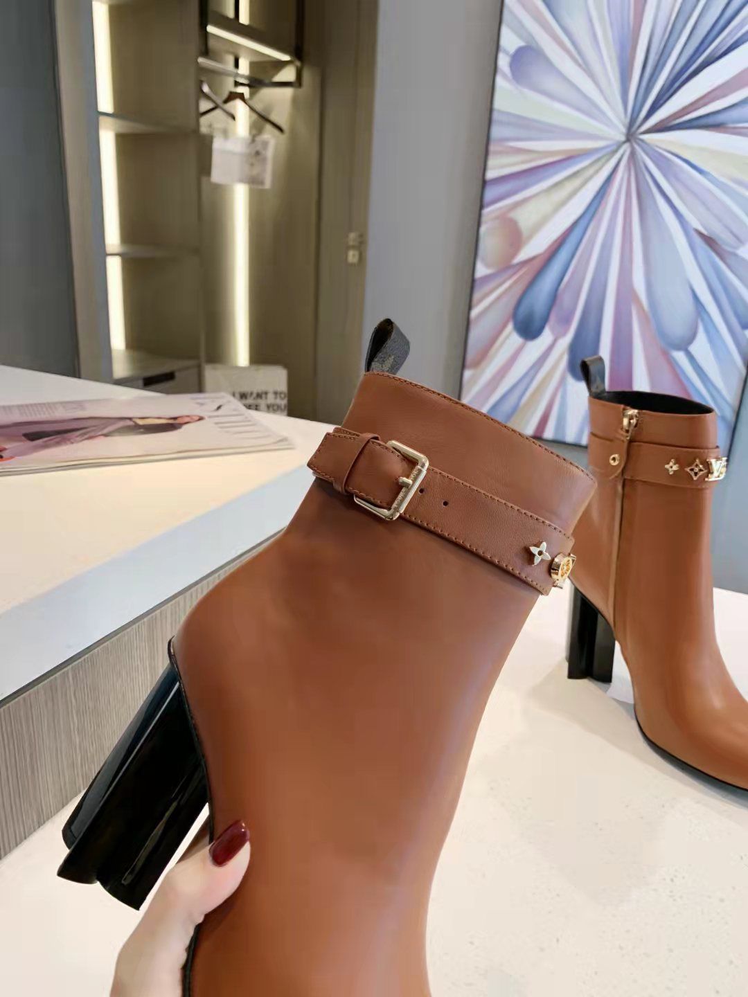 nmb ANKLE BOOT BROWN