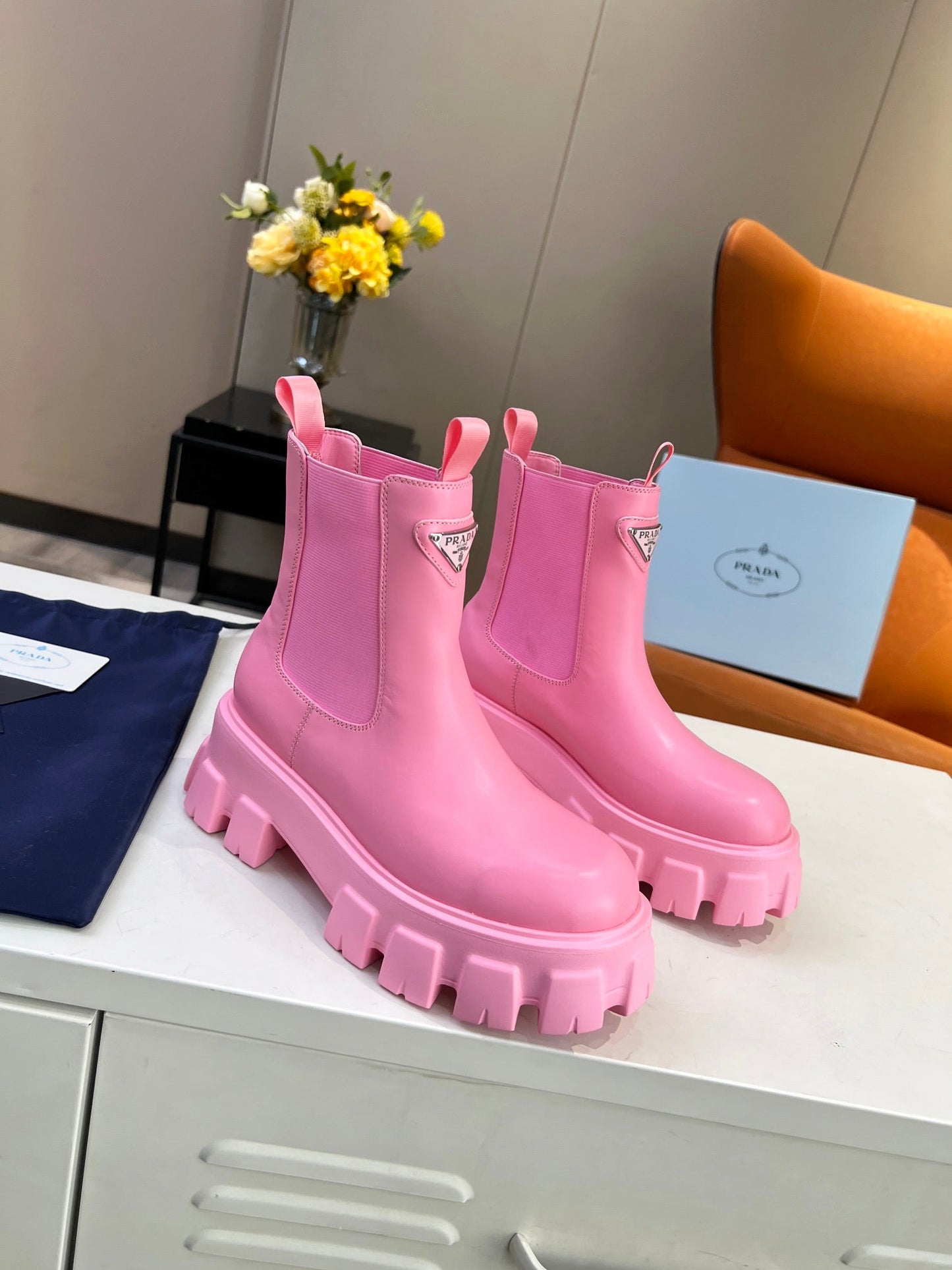 PD MONOLITH BRUSHED LEATHER BOOTIES PINK