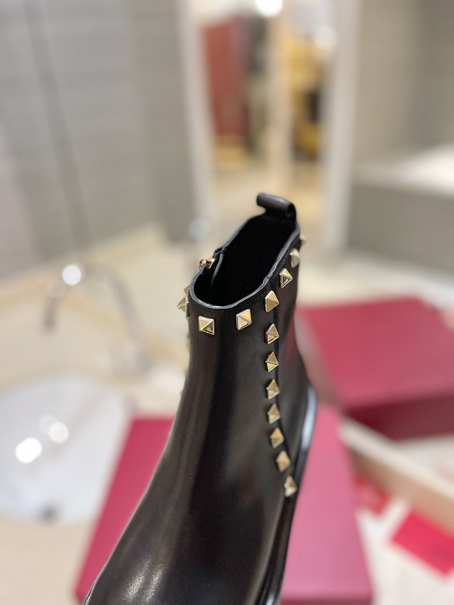 nmb GARAVANI UNIQUEFORM CALFSKIN ANKLE BOOT BLACK 1W2S0CS0MMD 0NO