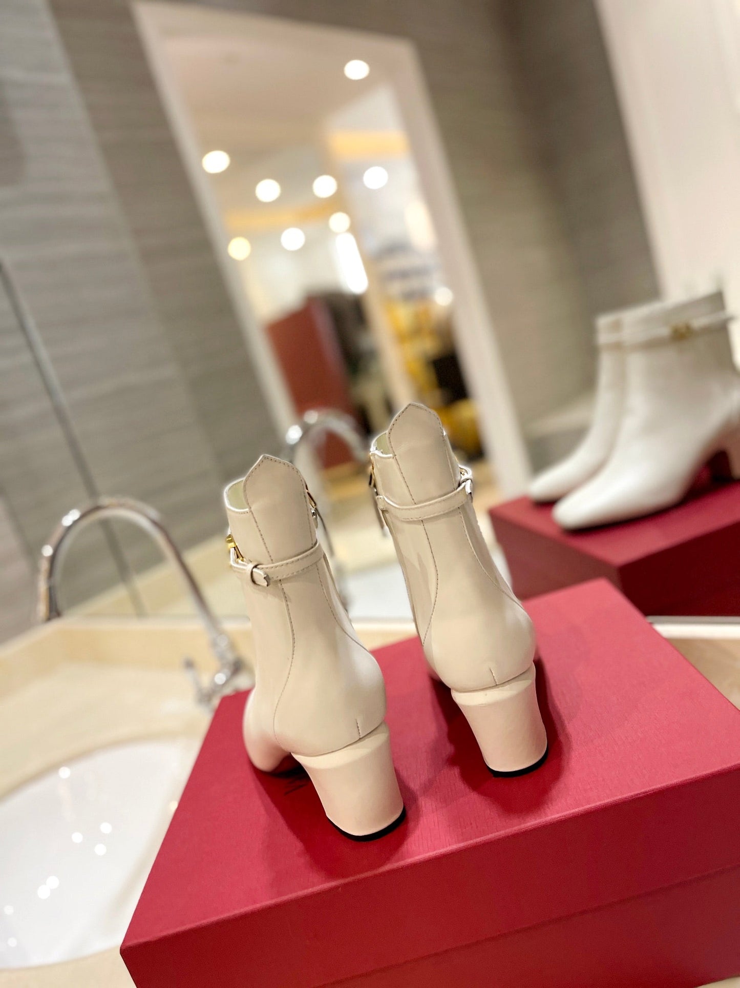 nmb GARAVANI TAN GO ANKLE BOOT IN CALFSKIN LEATHER WHITE