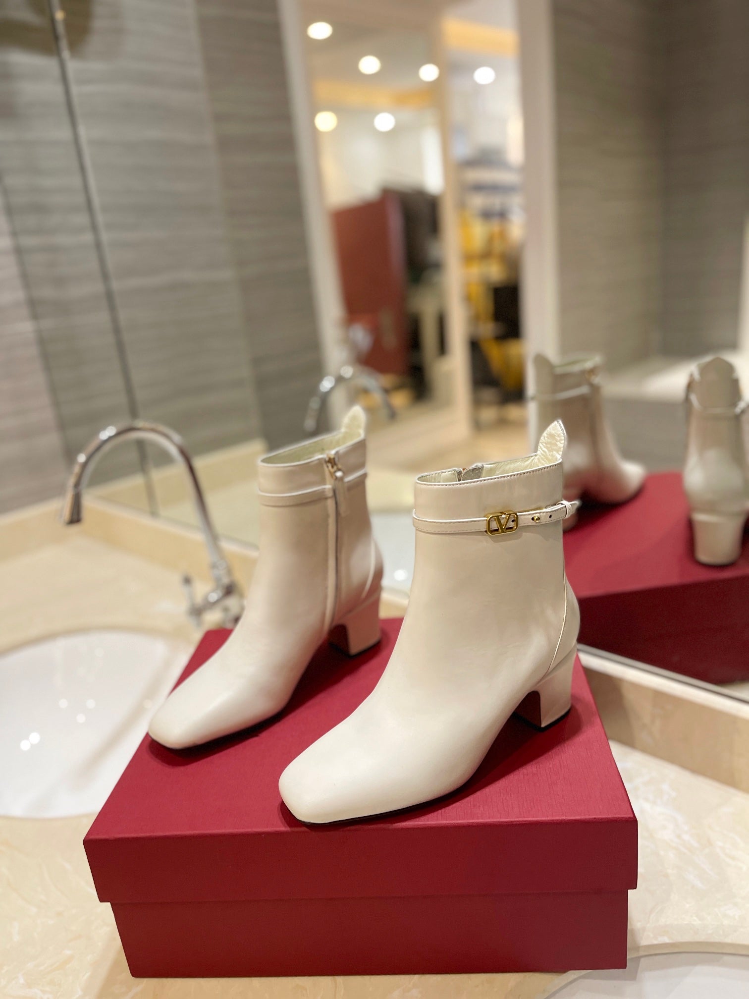 nmb GARAVANI TAN GO ANKLE BOOT IN CALFSKIN LEATHER WHITE