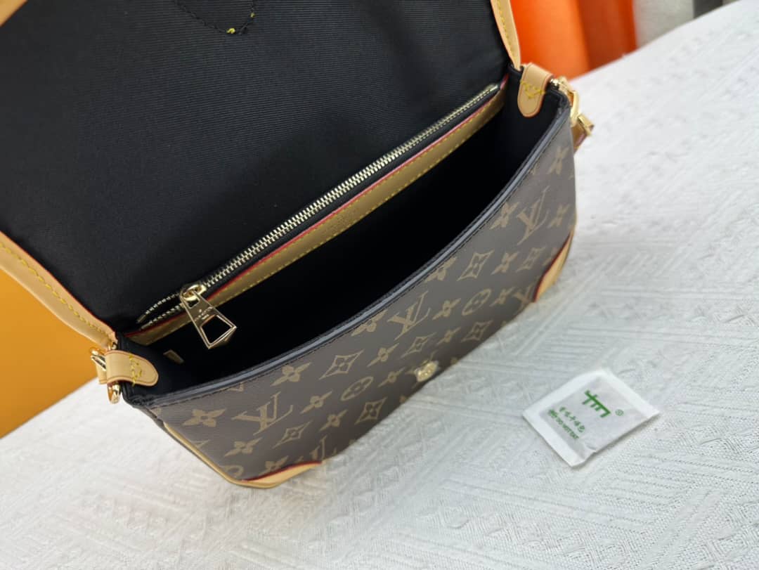 nmb Diane Black Bag