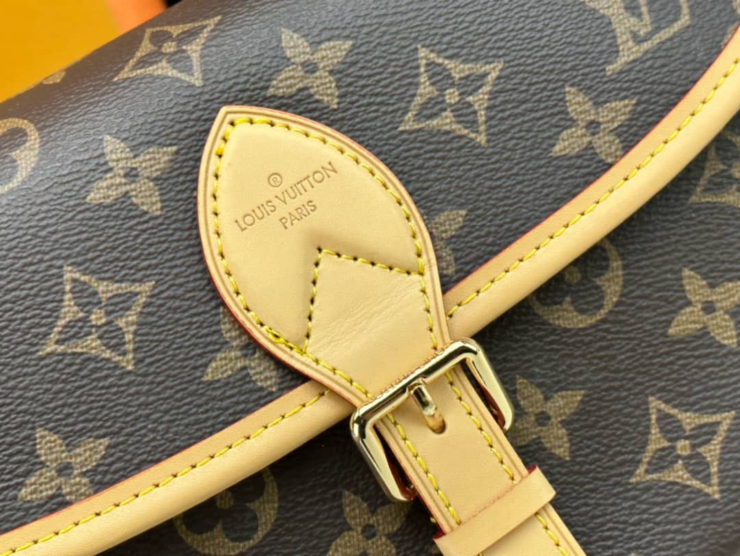 VBS Diane Black Bag