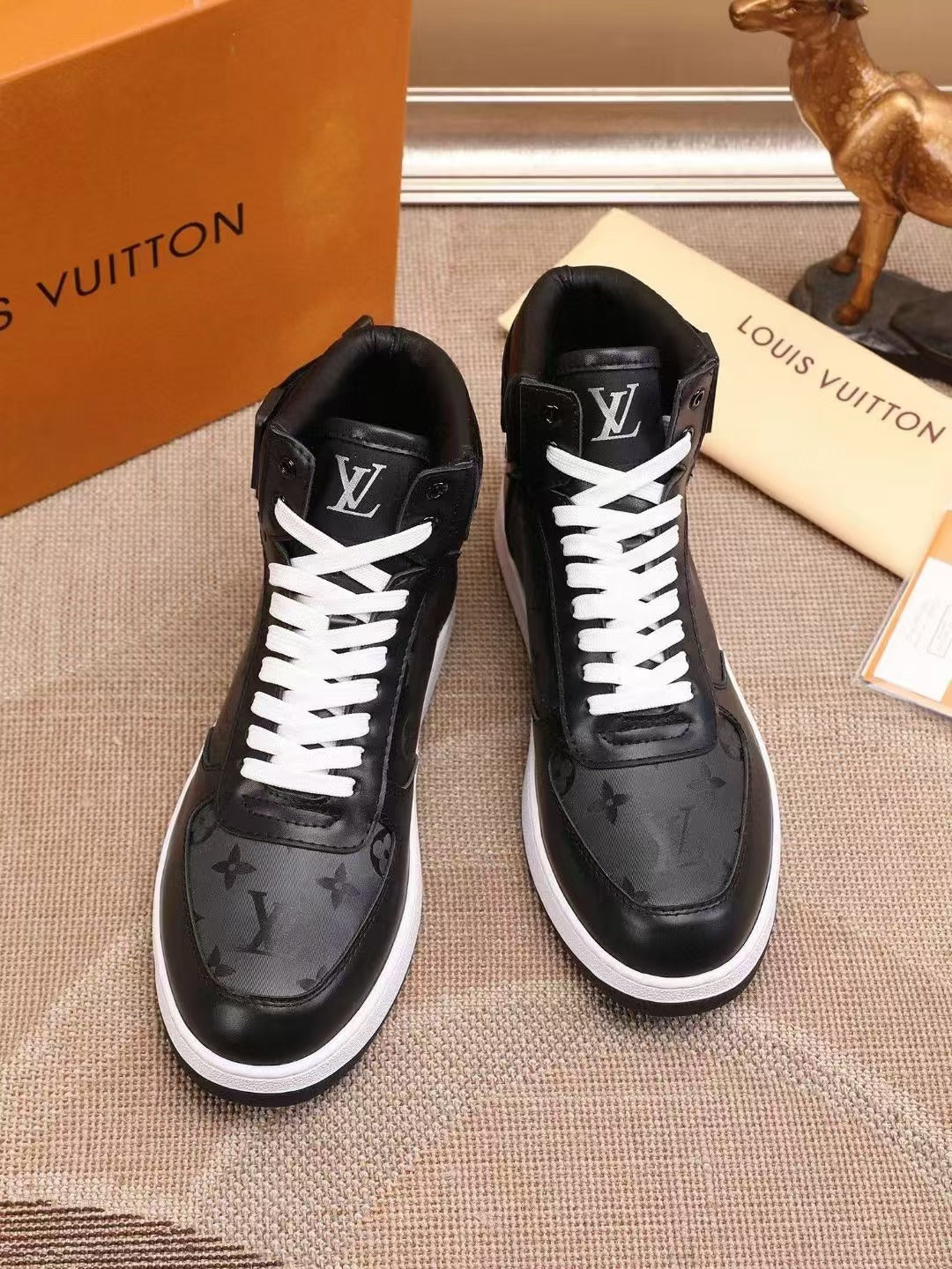 nmb Rivoli High Top Sneaker Black