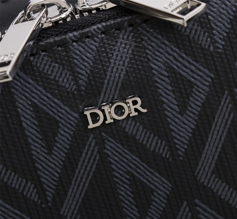 Dragons Bags Detail