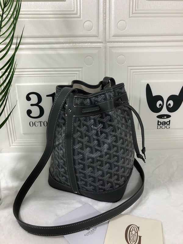 VBS - GOD Bags - 171