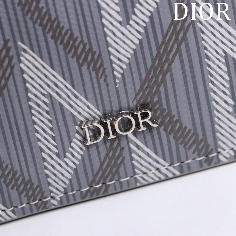 Dragons Bags Detail