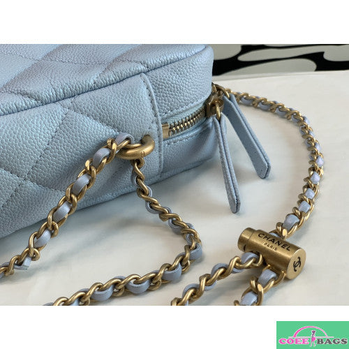 Dragons Bags Detail