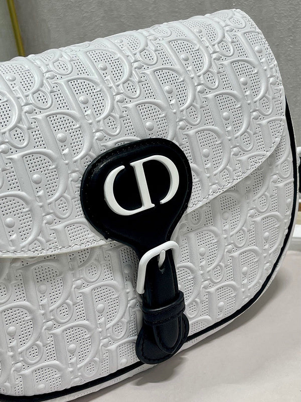 Dragons Bags Detail