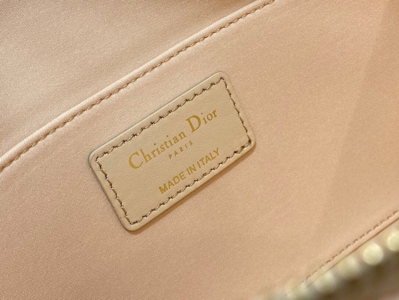 Dragons Bags Detail
