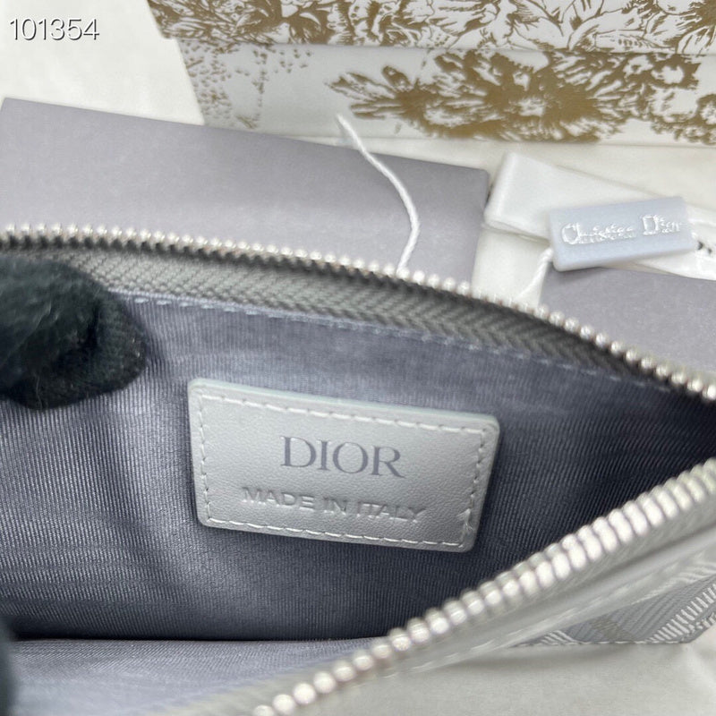 Dragons Bags Detail
