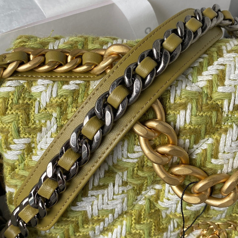Dragons Bags Detail