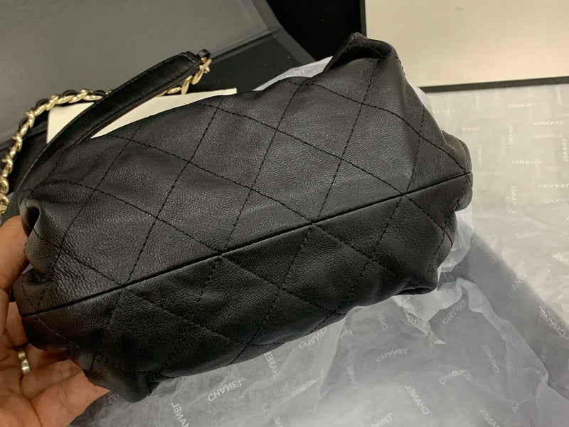 Dragons Bags Detail