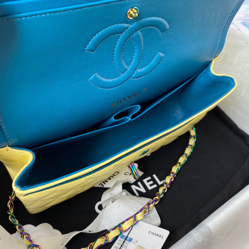 Dragons Bags Detail