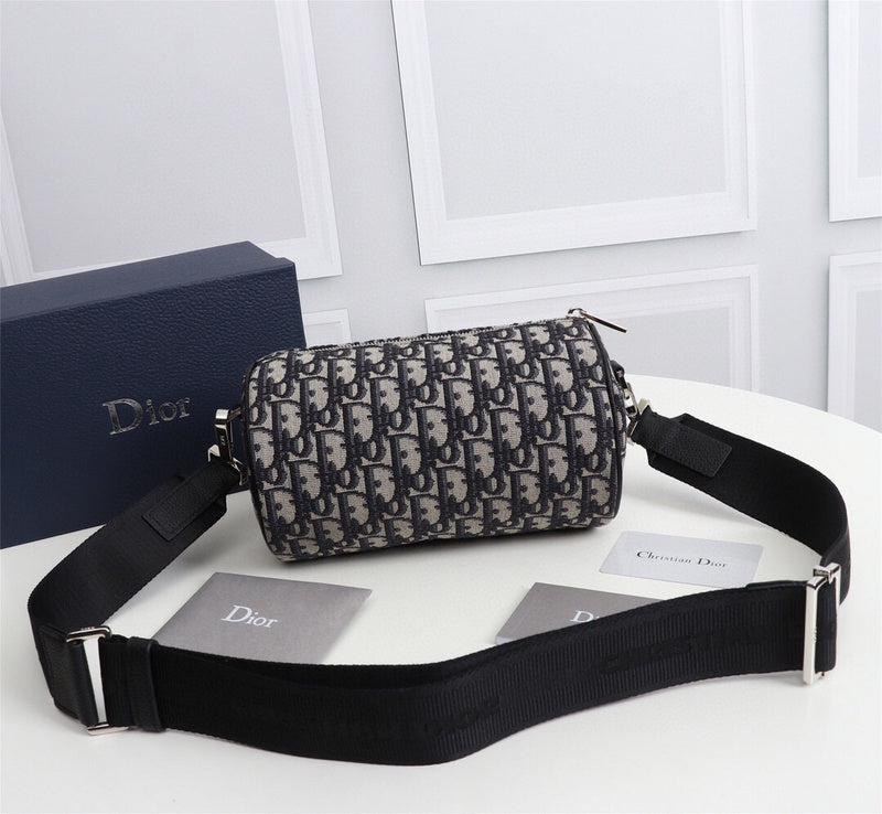 Dragons Bags Detail