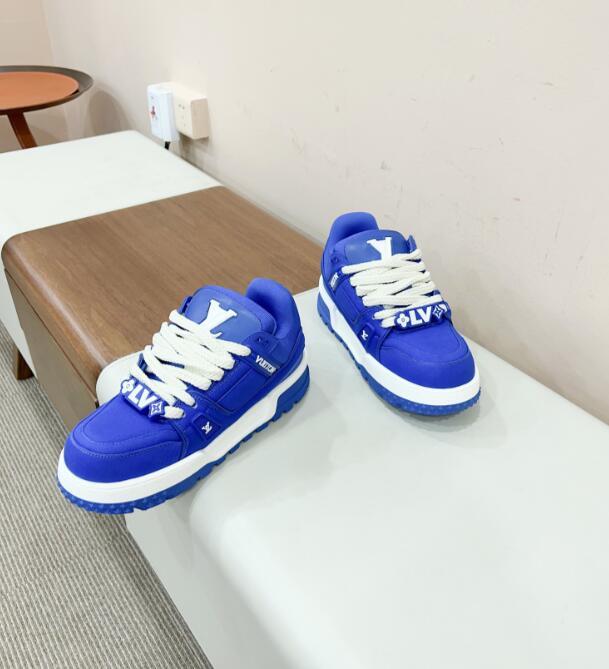 Dragons Bags Detail