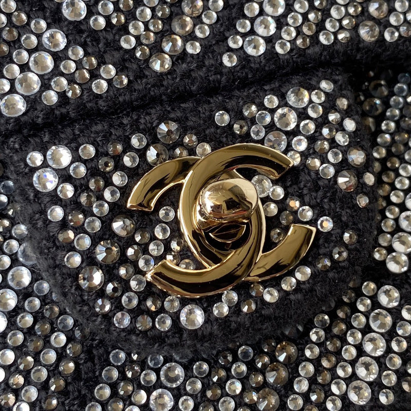 Dragons Bags Detail