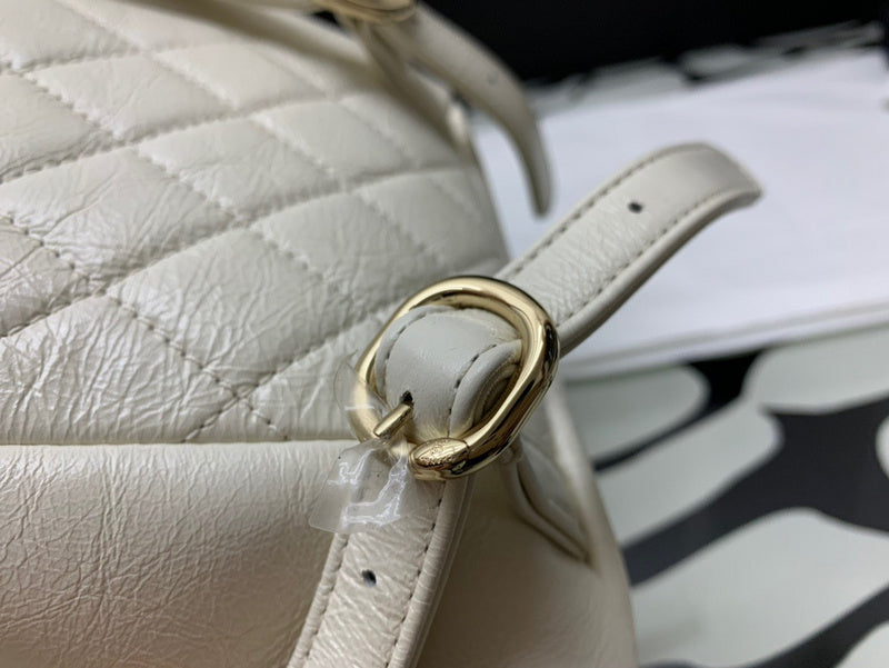 Dragons Bags Detail