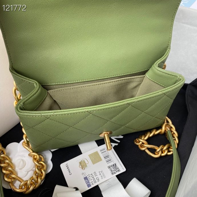 Dragons Bags Detail