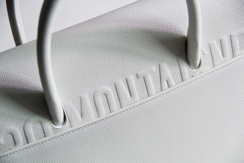 Dragons Bags Detail