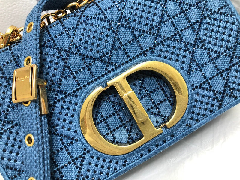 Dragons Bags Detail