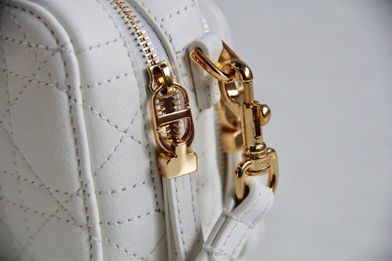 Dragons Bags Detail