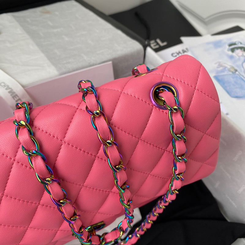 Dragons Bags Detail
