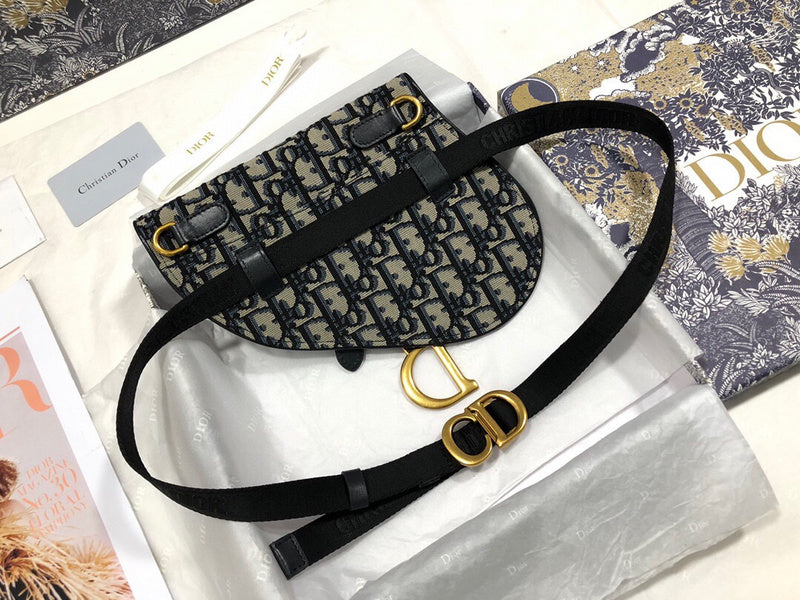 Dragons Bags Detail
